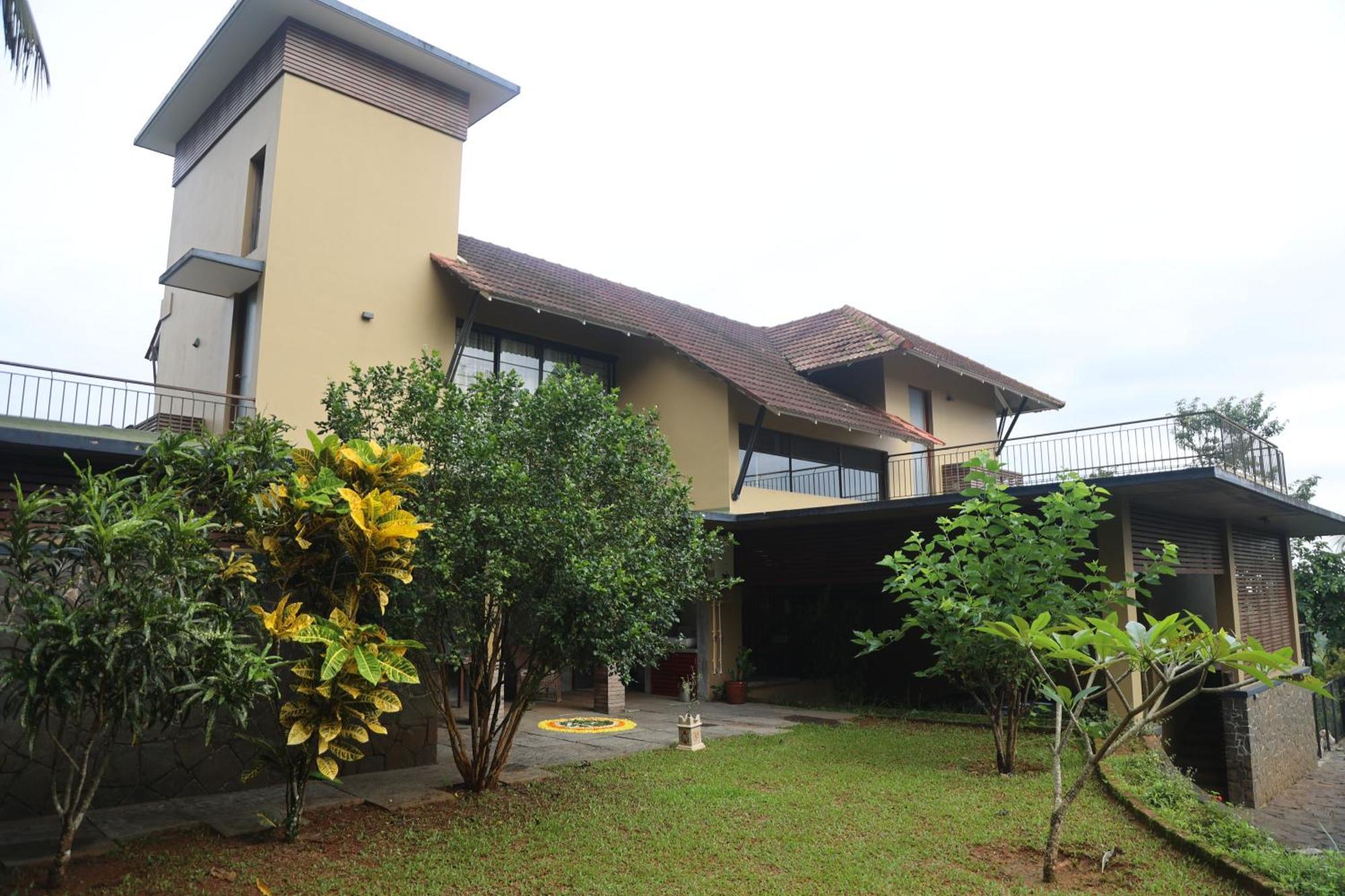 Homestay Namaha Meppādi Esterno foto