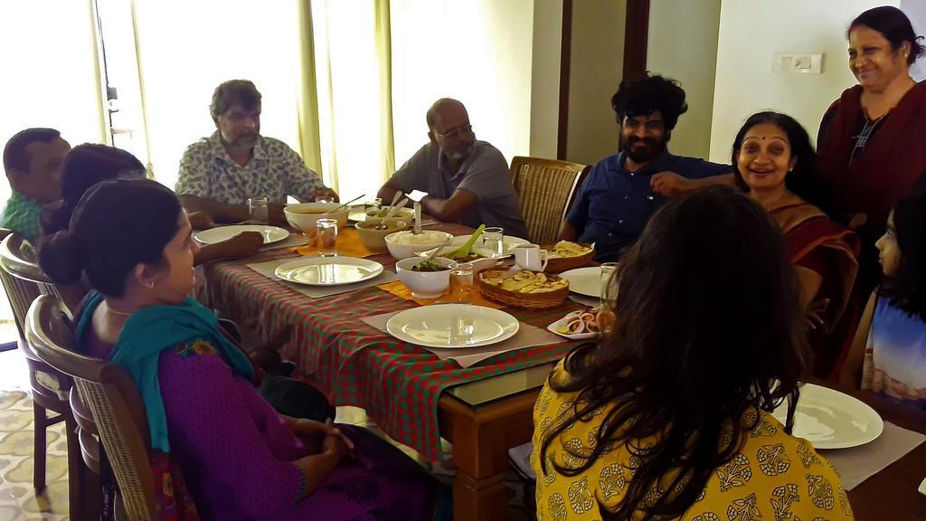 Homestay Namaha Meppādi Esterno foto