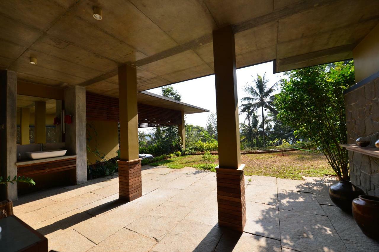 Homestay Namaha Meppādi Esterno foto